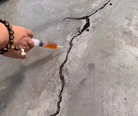 潞城混凝土裂缝修补技术详解​